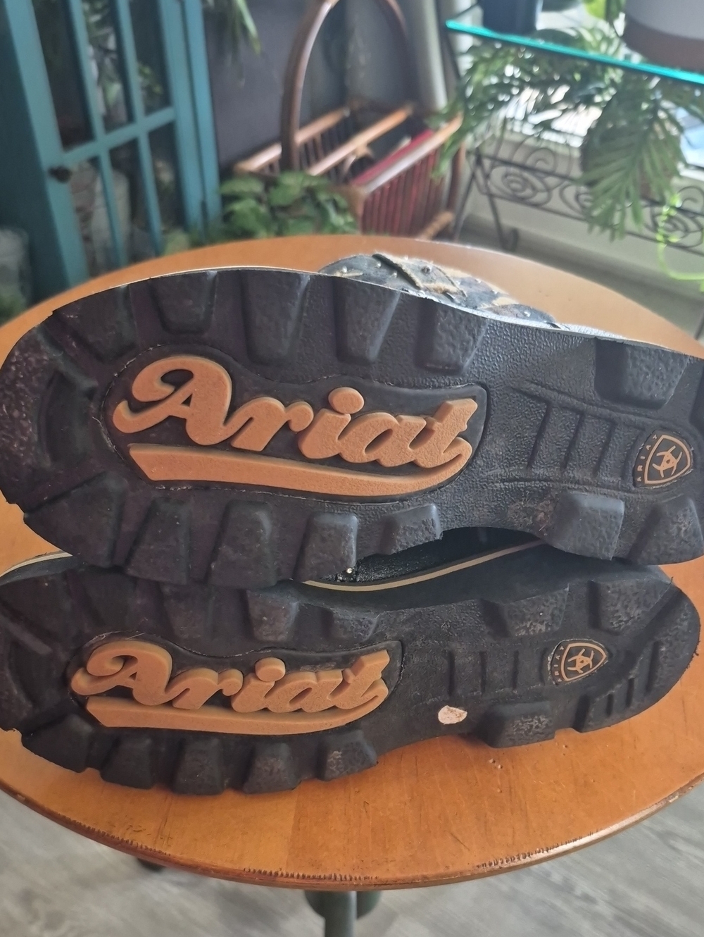 Ariat Fatbaby Black and Tan Camo Western Boots with Stud Accents. Size 8.5 - Picture 4 of 13
